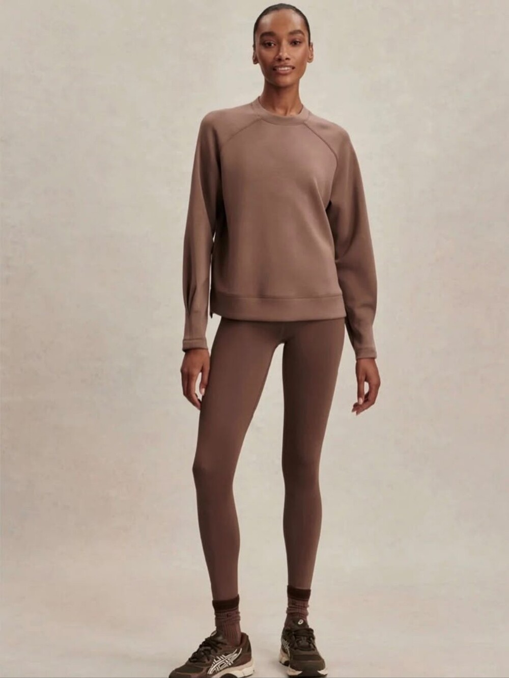 Varley Zosia Crew Neck Midlayer Coffe Quarts Color Swrater